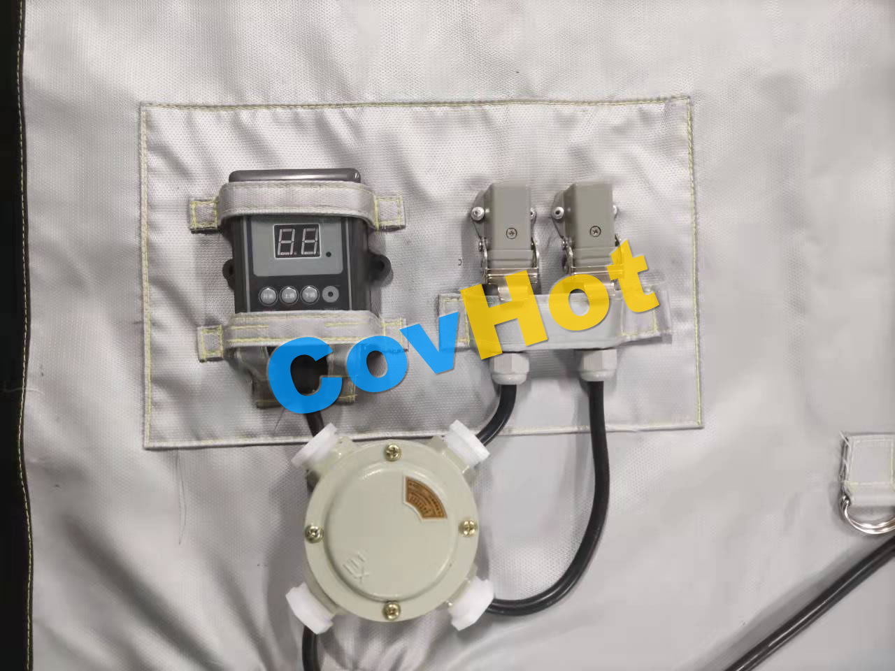 電伴熱<a href=http://m.livedisplayer.com/e/tags/?tagname=%E4%BF%9D%E6%B8%A9%E5%A5%97 target=_blank class=infotextkey>保溫套</a>